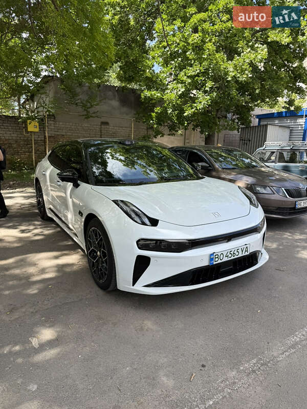 Внедорожник / Кроссовер Zeekr 001 2024 в Николаеве