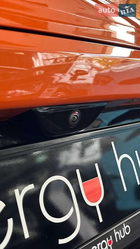 Позашляховик / Кросовер Zeekr 001 2024 в Дніпрі