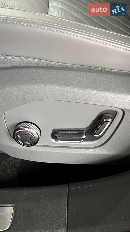 Позашляховик / Кросовер Zeekr 001 2024 в Дніпрі