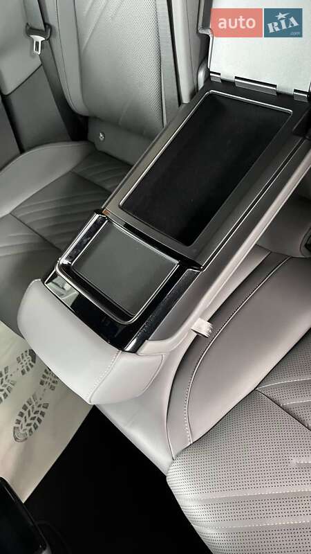 Позашляховик / Кросовер Zeekr 001 2024 в Дніпрі