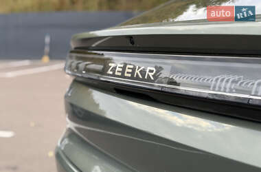 Позашляховик / Кросовер Zeekr 001 2024 в  фото 10 Позашляховик / Кросовер Zeekr 001 2024 в