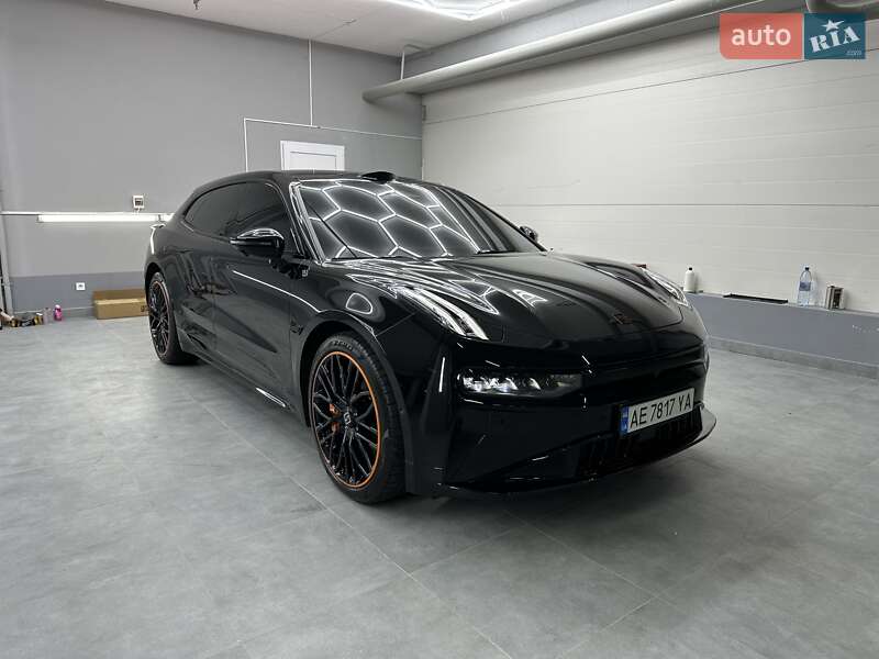 Позашляховик / Кросовер Zeekr 001 2024 в Дніпрі