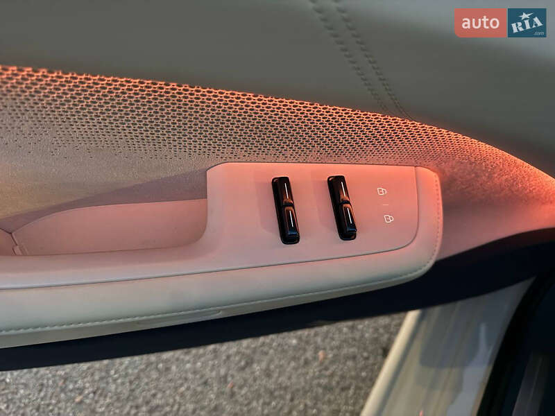 Позашляховик / Кросовер Zeekr 001 2024 в Львові фото 13 Позашляховик / Кросовер Zeekr 001 2024 в Львові