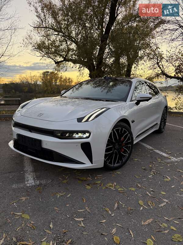 Позашляховик / Кросовер Zeekr 001 2025 в Кропивницькому фото 20 Позашляховик / Кросовер Zeekr 001 2025 в Кропивницькому