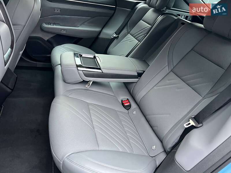 Внедорожник / Кроссовер Zeekr 001 2024 в Киеве