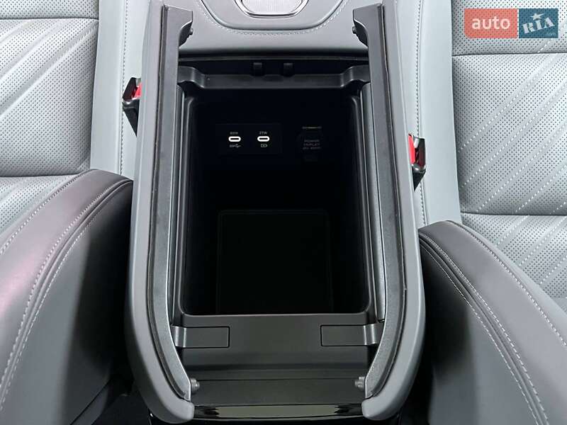 Внедорожник / Кроссовер Zeekr 001 2024 в Киеве