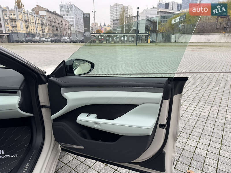 Позашляховик / Кросовер Zeekr 001 2025 в Києві