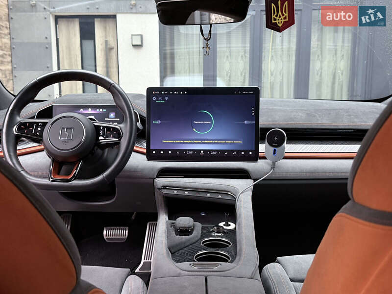 Внедорожник / Кроссовер Zeekr 001 2023 в Черновцах