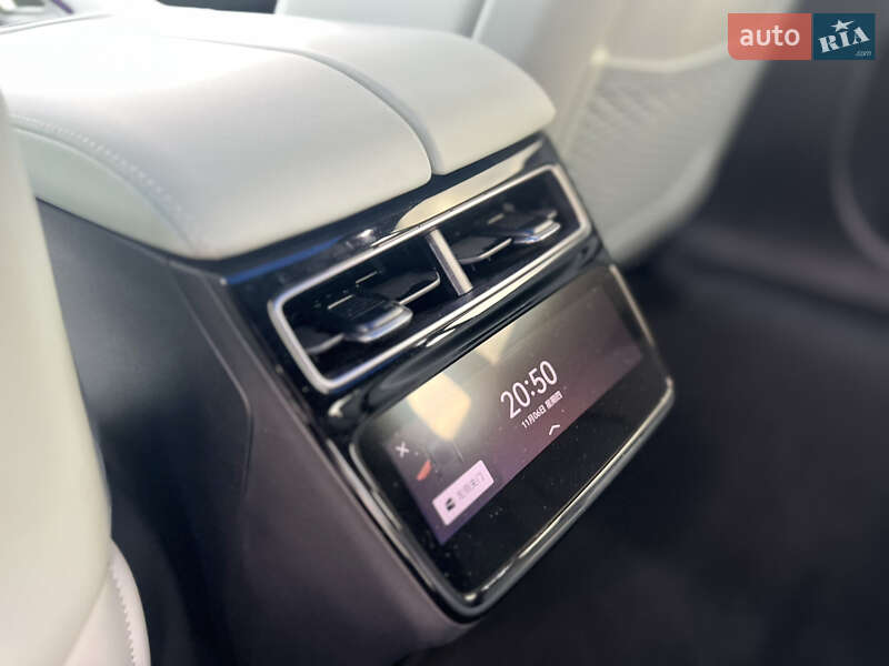 Позашляховик / Кросовер Zeekr 001 2024 в Луцьку фото 24 Позашляховик / Кросовер Zeekr 001 2024 в Луцьку