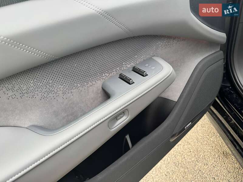 Позашляховик / Кросовер Zeekr 001 2025 в Києві