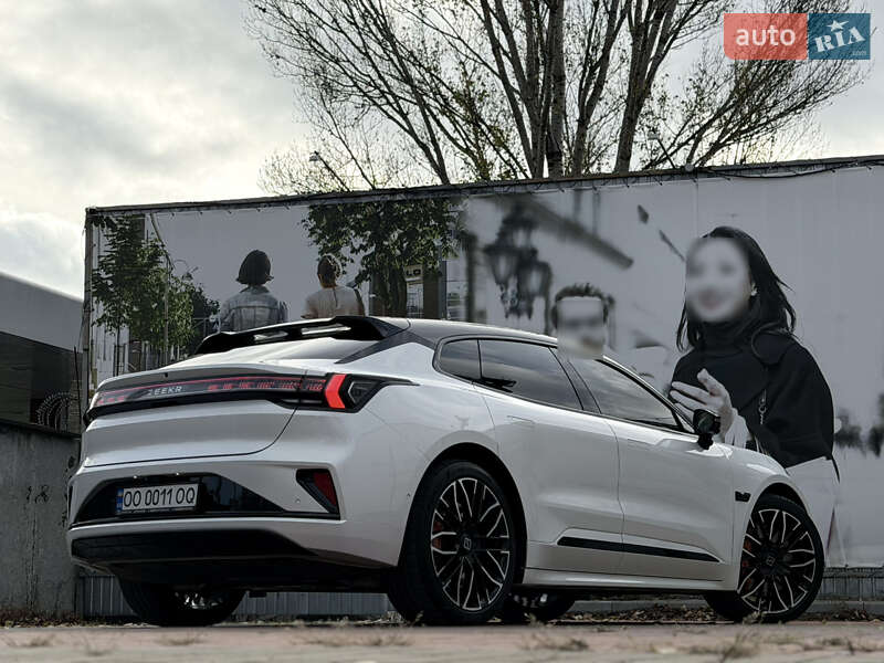 Позашляховик / Кросовер Zeekr 001 2025 в Одесі