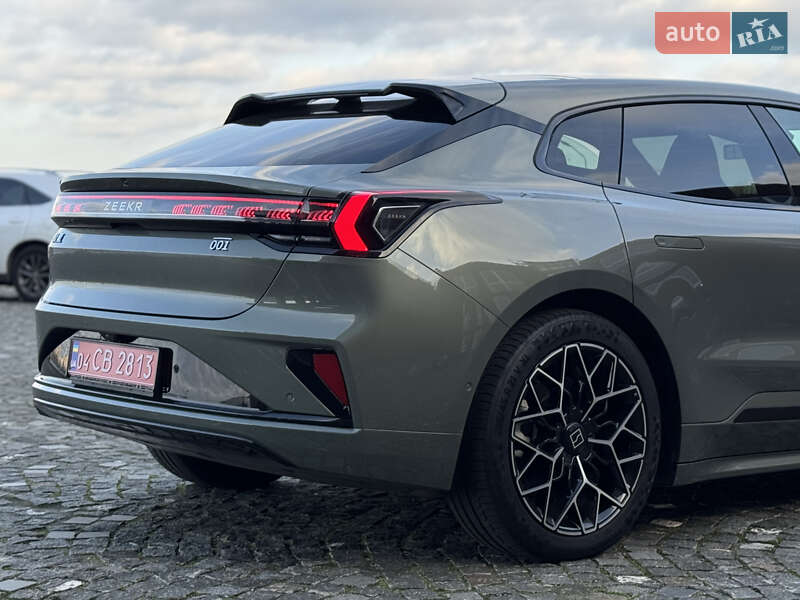 Позашляховик / Кросовер Zeekr 001 2024 в Дніпрі