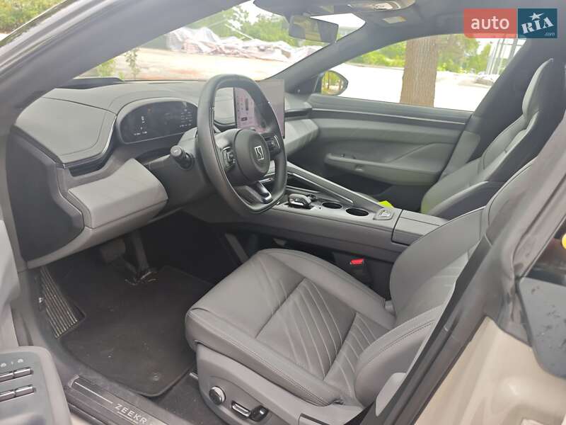 Внедорожник / Кроссовер Zeekr 001 2024 в Днепре