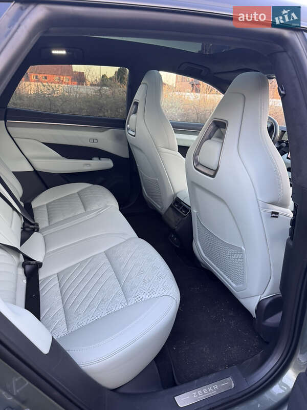 Внедорожник / Кроссовер Zeekr 001 2024 в Киеве