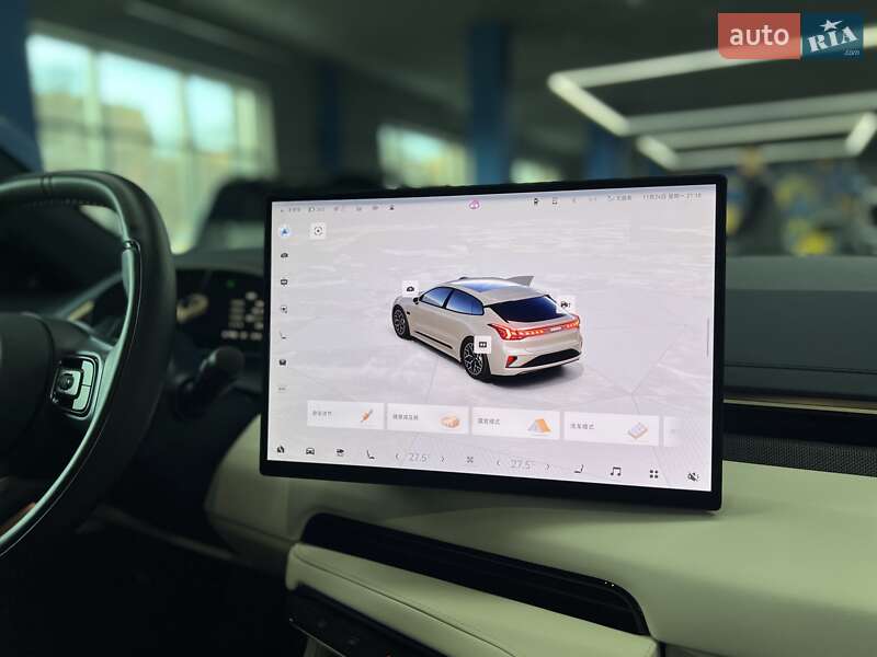 Позашляховик / Кросовер Zeekr 001 2024 в Дніпрі