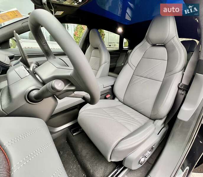 Позашляховик / Кросовер Zeekr 001 2025 в Києві