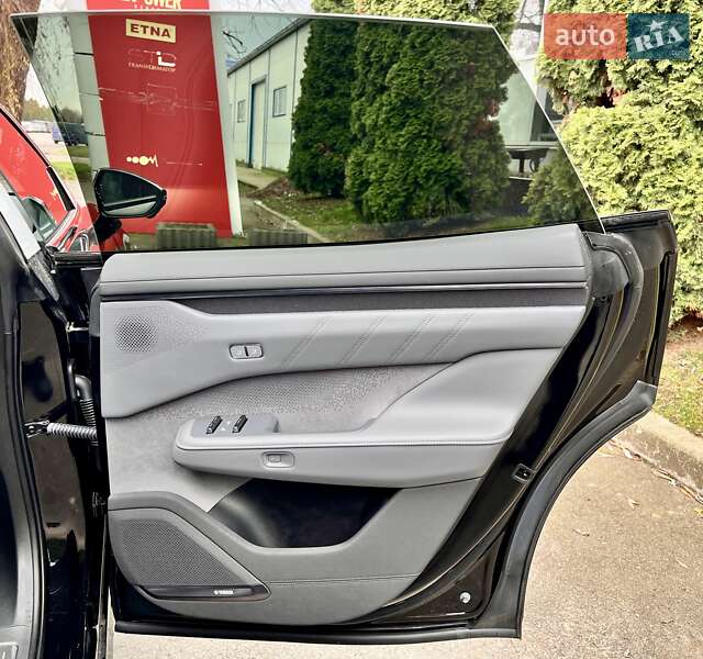 Позашляховик / Кросовер Zeekr 001 2025 в Києві