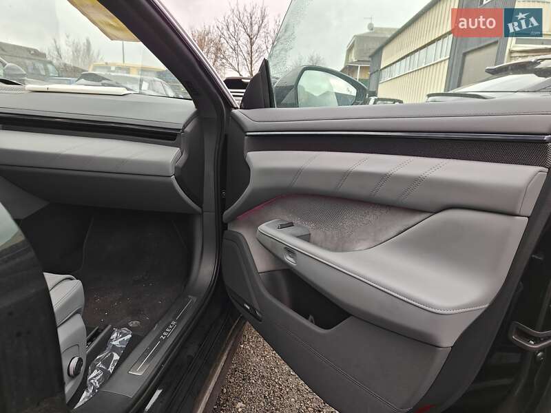 Позашляховик / Кросовер Zeekr 001 2025 в Києві