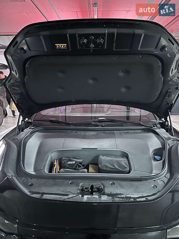 Позашляховик / Кросовер Zeekr 001 2024 в Києві