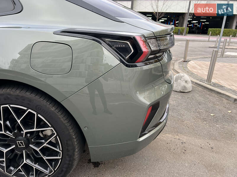 Внедорожник / Кроссовер Zeekr 001 2024 в Киеве