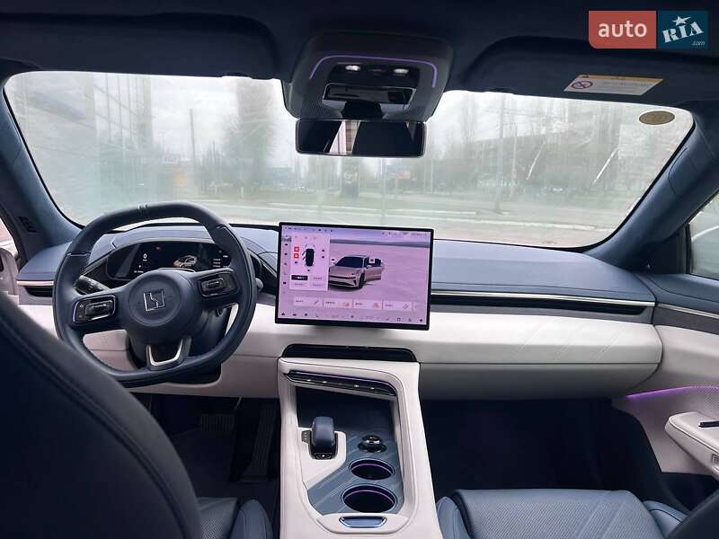 Внедорожник / Кроссовер Zeekr 001 2024 в Кременчуге