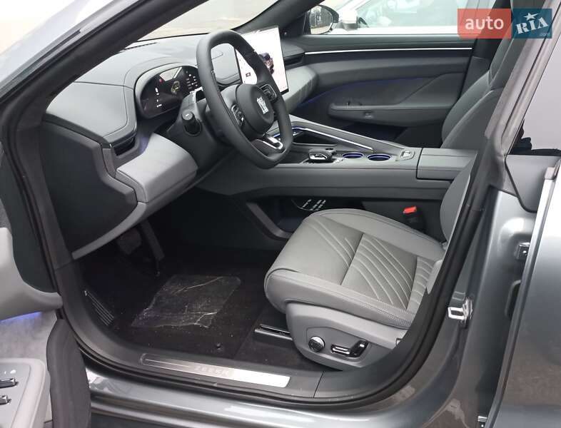 Внедорожник / Кроссовер Zeekr 001 2025 в Киеве