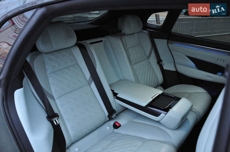 Позашляховик / Кросовер Zeekr 001 2024 в Одесі