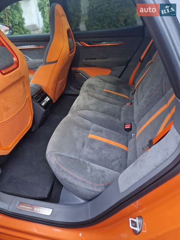 Внедорожник / Кроссовер Zeekr 001 2023 в Днепре