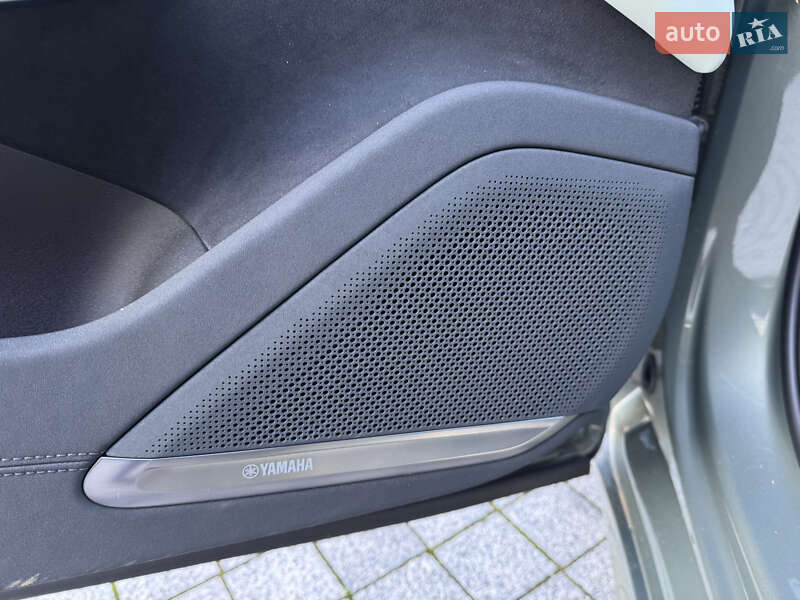 Позашляховик / Кросовер Zeekr 001 2024 в Києві