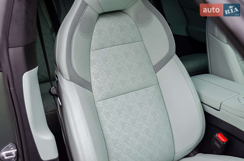 Внедорожник / Кроссовер Zeekr 001 2024 в Киеве