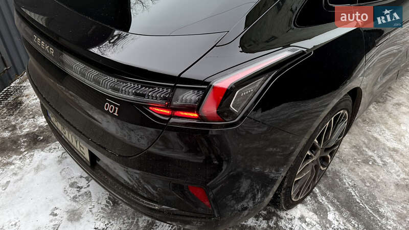 Позашляховик / Кросовер Zeekr 001 2024 в Києві