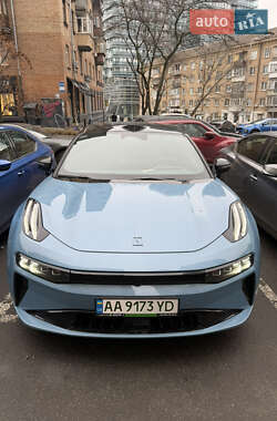 Внедорожник / Кроссовер Zeekr 001 2025 в Киеве