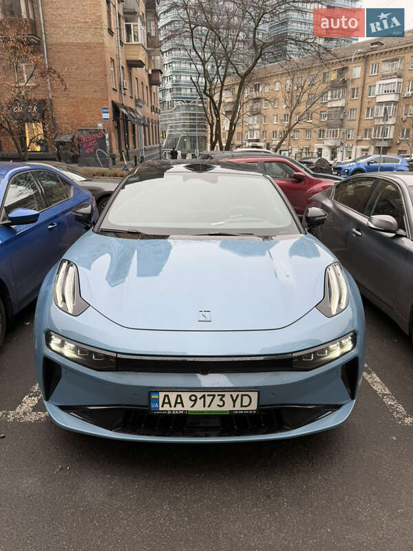 Внедорожник / Кроссовер Zeekr 001 2025 в Киеве