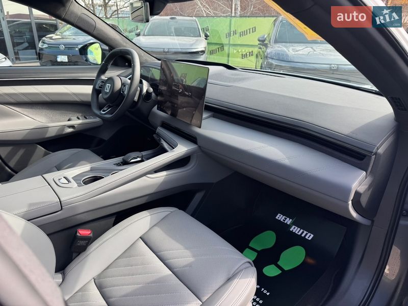 Внедорожник / Кроссовер Zeekr 001 2025 в Киеве