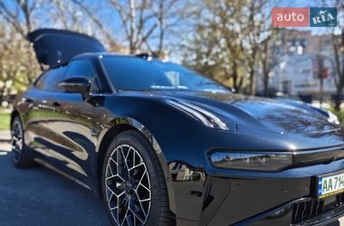 Внедорожник / Кроссовер Zeekr 001 2024 в Киеве