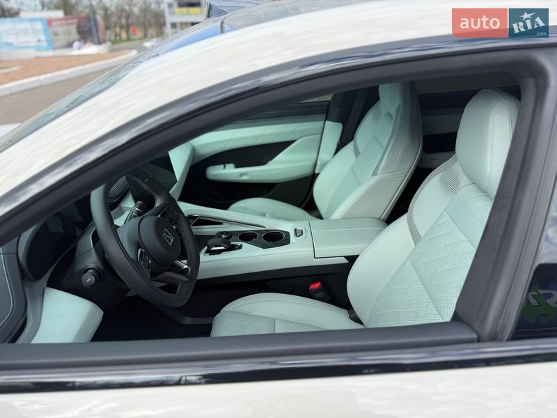 Внедорожник / Кроссовер Zeekr 001 2024 в Одессе