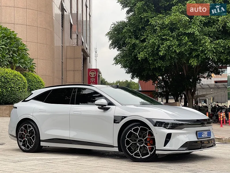 Zeekr 007 GT 2025