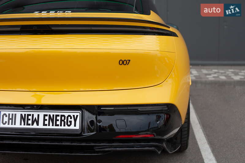 Седан Zeekr 007 2024 в Киеве