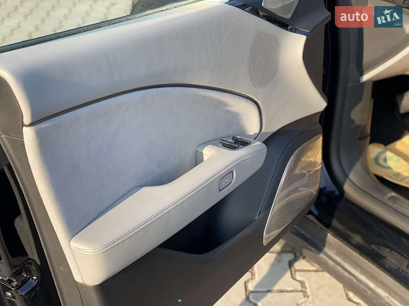 Седан Zeekr 007 2024 в Тернополе