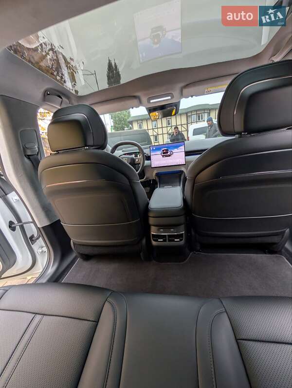 Седан Zeekr 007 2024 в Киеве фото 13 Седан Zeekr 007 2024 в Киеве