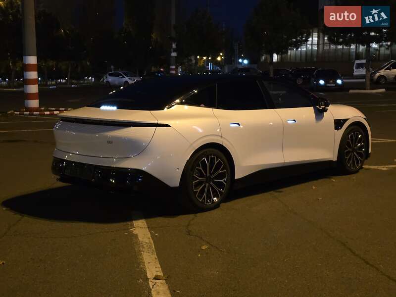 Седан Zeekr 007 2024 в Одесі