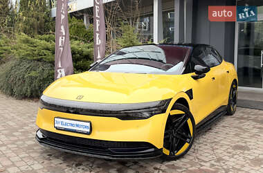 Седан Zeekr 007 2024 в Львові