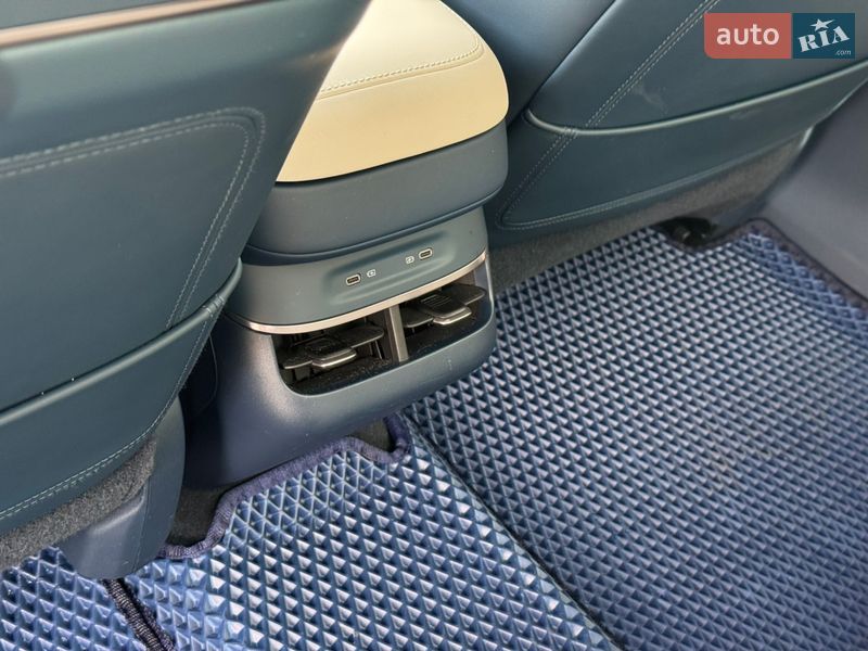 Седан Zeekr 007 2023 в Киеве