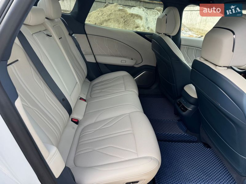 Седан Zeekr 007 2023 в Киеве