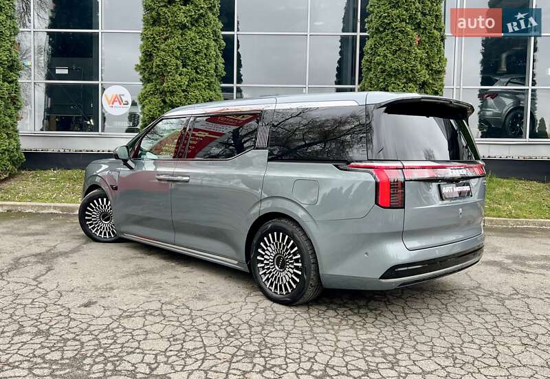 Мінівен Zeekr 009 2024 в Києві