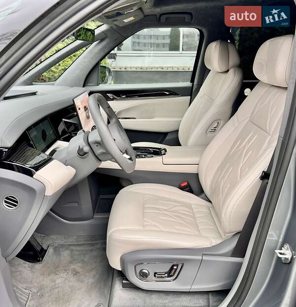 Мінівен Zeekr 009 2024 в Києві