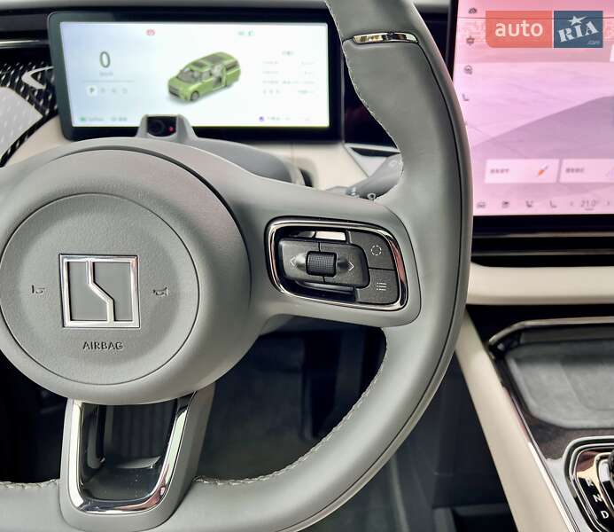 Мінівен Zeekr 009 2024 в Києві