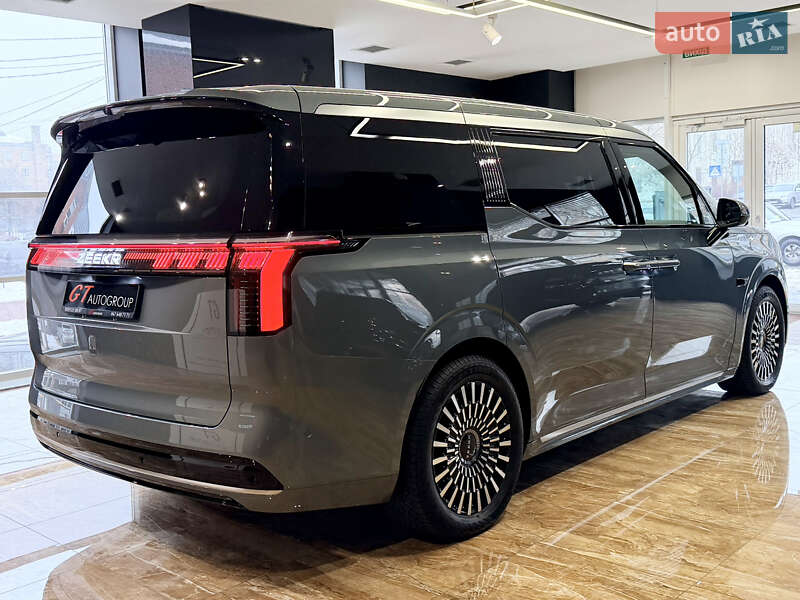 Мінівен Zeekr 009 2024 в Києві