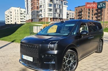 Минивэн Zeekr 009 2024 в Ивано-Франковске