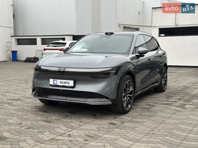 Внедорожник / Кроссовер Zeekr 7X 2024 в 